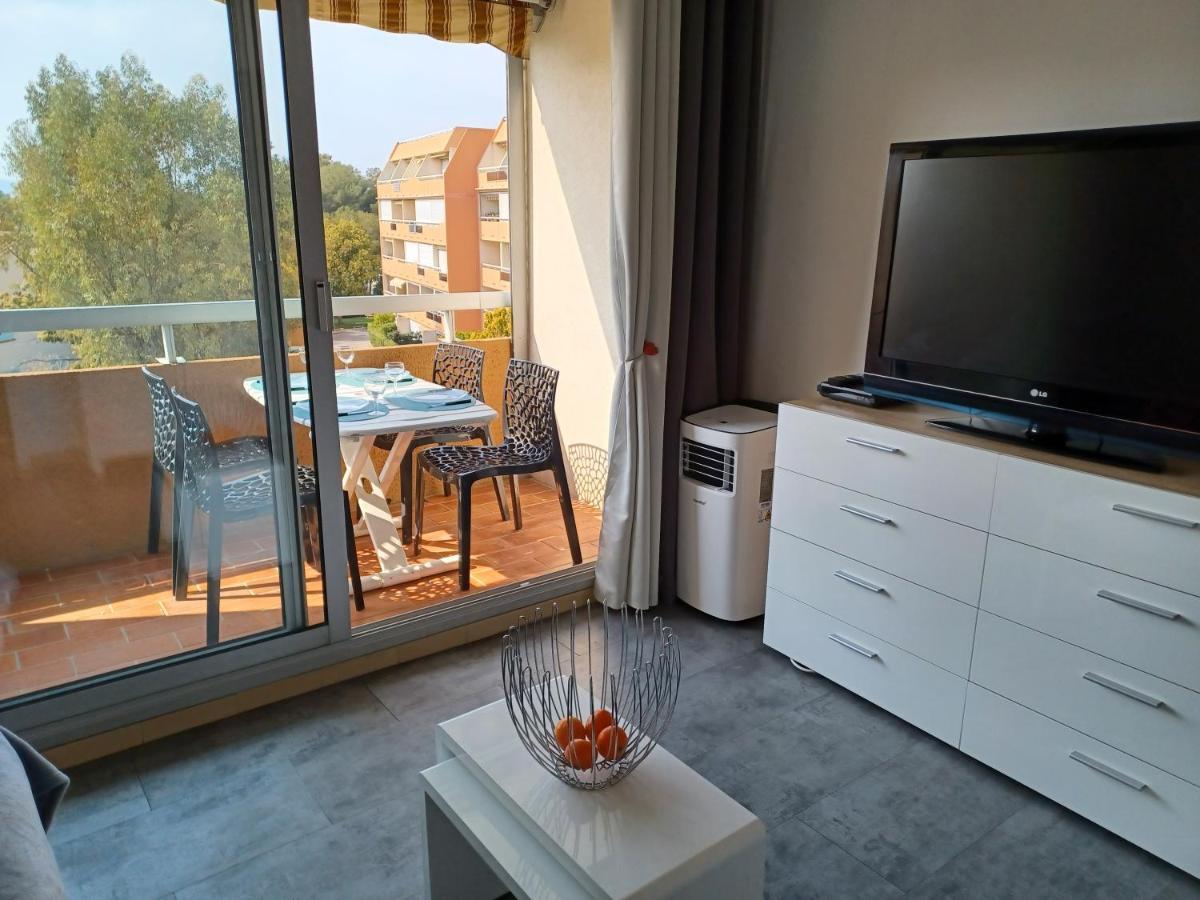 Appart Cosy En Bord De Mer - Port Santia Lucia St Raphael Saint-Raphaël Εξωτερικό φωτογραφία
